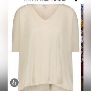 Minnie Rose Cream V-Neck Pow Pow sweater size XS/S